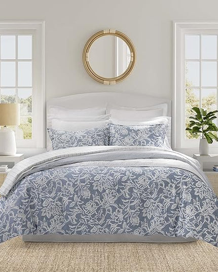 Nautica- King Comforter Set, Cotton Reversible Bedding Set, All Season Designer Home Décor (Tortola Blue, King) - LeafyLoom