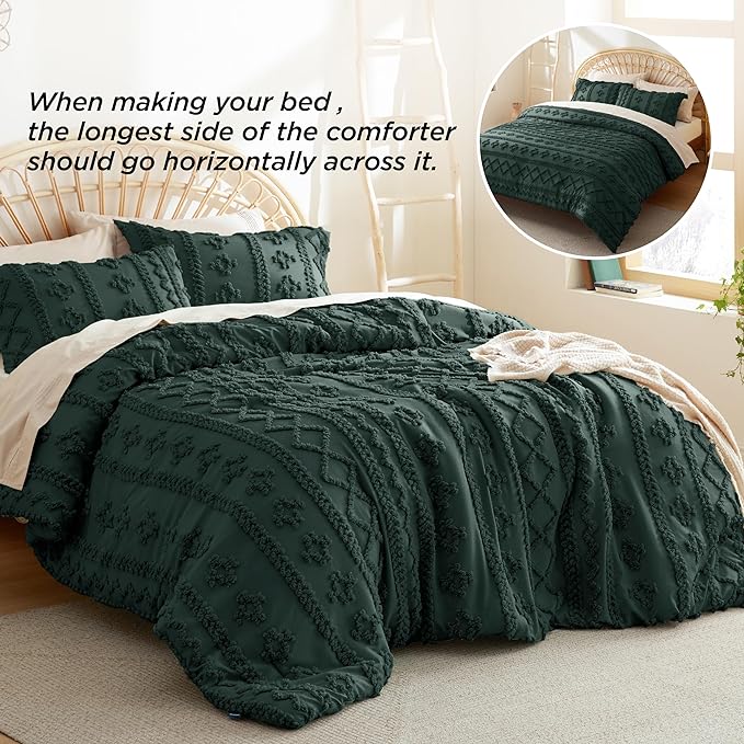 Bedsure Tufted Boho Comforter Set King - Dark Emerald Green Boho Bedding Comforter Set, 3 Pieces Farmhouse Shabby Chic Embroidery Bed Set, Soft Jacquard Comforter for All Seasons - LeafyLoom