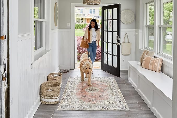 nuLOOM Ren Vintage Floral Machine Washable Ultra Thin Accent Rug, 2x3, Peach - LeafyLoom