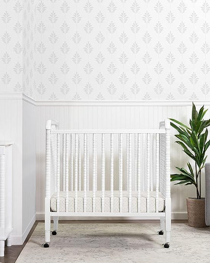 DaVinci Jenny Lind 3-in-1 Convertible Mini Crib in White, Removable Wheels, Greenguard Gold Certified - LeafyLoom