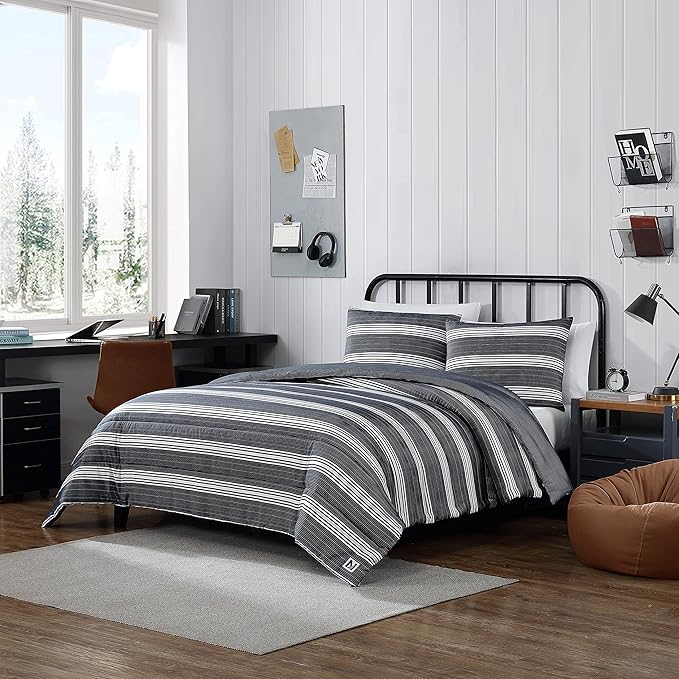 Nautica- King Comforter Set, Reversible Bedding with Matching Sham(s), Casual Home Decor (Craver Black, King) - LeafyLoom