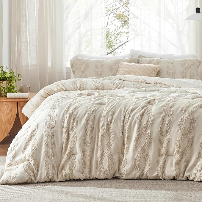 Bedsure King Size Comforter Set Beige, Boho Tufted Bedding Comforter Set, Farmhouse Jacquard Cable Knit Pattern Bed Set, 3 Pieces, 1 Shabby Chic Fluffy Comforter & 2 Pillow Shams - LeafyLoom