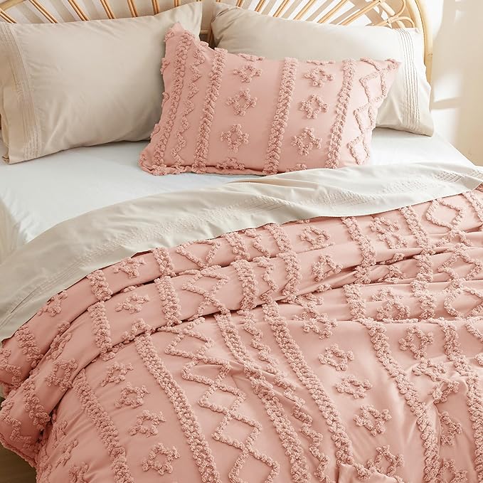 Bedsure Tufted Boho Comforter Set Full - Pink Boho Bedding Comforter Set, 3 Pieces Farmhouse Shabby Chic Embroidery Bed Set, Soft Jacquard Comforter for All Seasons - LeafyLoom