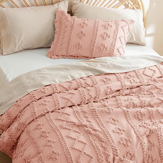 Bedsure Tufted Boho Comforter Set Queen - Pink Boho Bedding Comforter Set, 3 Pieces Farmhouse Shabby Chic Embroidery Bed Set, Soft Jacquard Comforter for All Seasons - LeafyLoom