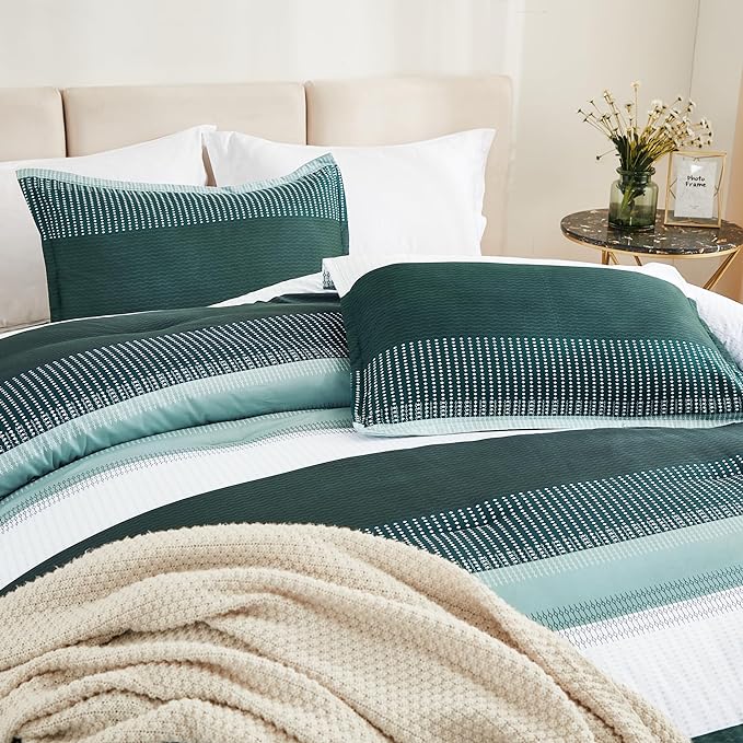 Litanika Dark Emerald Green King Bed Comforter Set, 3 Pieces Bedding Set, Colorblock Stripe Vintage Bed Set (104x90In Comforter & 2 Pillowcases) - LeafyLoom