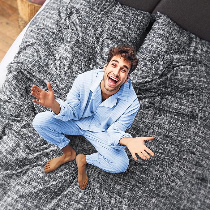 Hyde Lane Mens Full/Queen Comforter Set, Grey Modern Farmhouse Aesthetic Soft masculine Bedding, Plaid Lines Pattern Bed Sets for All Season, 3 Pieces includes 1 Comforter, 2 Shams (90"x 90") - LeafyLoom