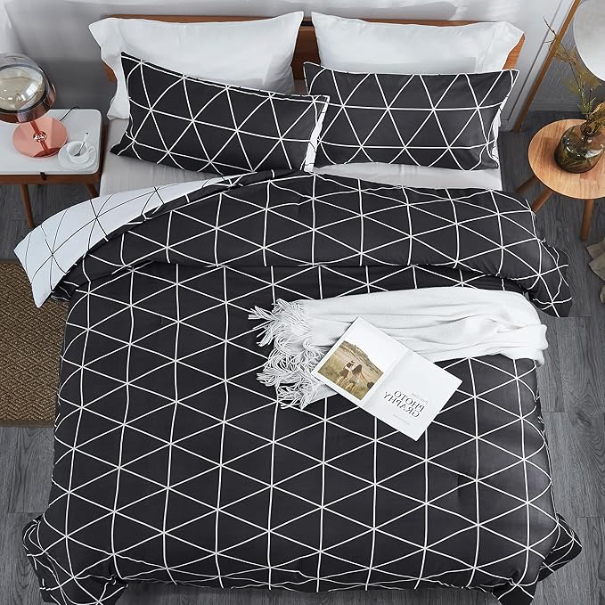 Black & White Comforter Bed in a Bag Queen for Kids Adults, 3Pcs Reversible Geometric Bedding Set with 2 Pillow Shams for All Seasons (Queen,90x90inches) - LeafyLoom
