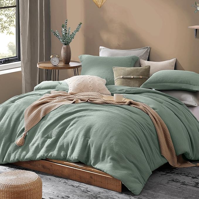 Sage Green Queen Comforter Set, 3 Piece Crinkle Design Summer Beddding Queen Size, Minimalist Queen Bed Set with Modern Green Comforter & Shams (Queen, 90"x90") - LeafyLoom