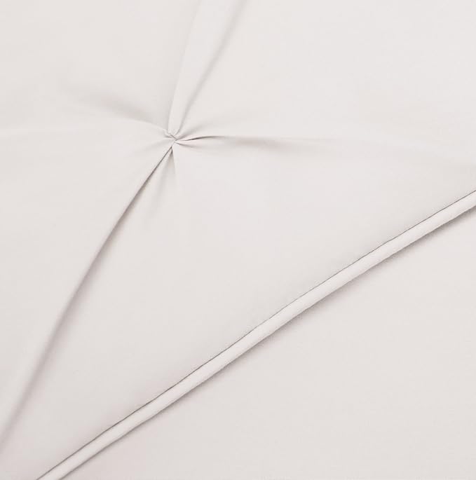 Amazon Basics All-Season Down-Alternative Comforter 3-Piece Bedding Set, Pinch Pleat, King, Pinch-Pleat With Piped Edges, Cream - LeafyLoom