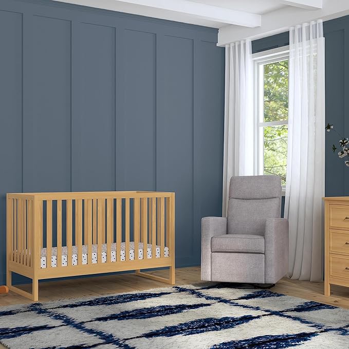 Davinci Hunter 3-in-1 Convertible Crib, Honey, Easy Assemble, Greenguard Gold Certified - LeafyLoom