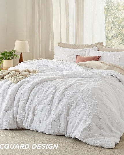 Bedsure King Size Comforter Set White, Boho Tufted Bedding Comforter Set, Checkered Farmhouse Shabby Chic Bed Set, 3 Pieces, 1 Plaid Geometric Comforter and 2 Pillow Shams - LeafyLoom