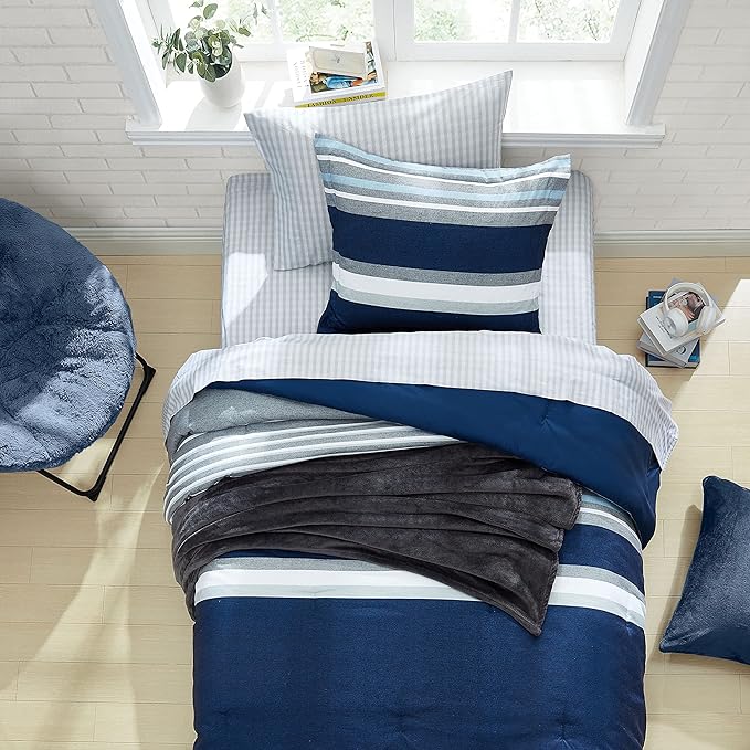 Nautica - Queen Comforter Set, Reversible Bedding with Matching Shams, Home Decor for All Seasons (Heathered Block Grey, Queen) - LeafyLoom