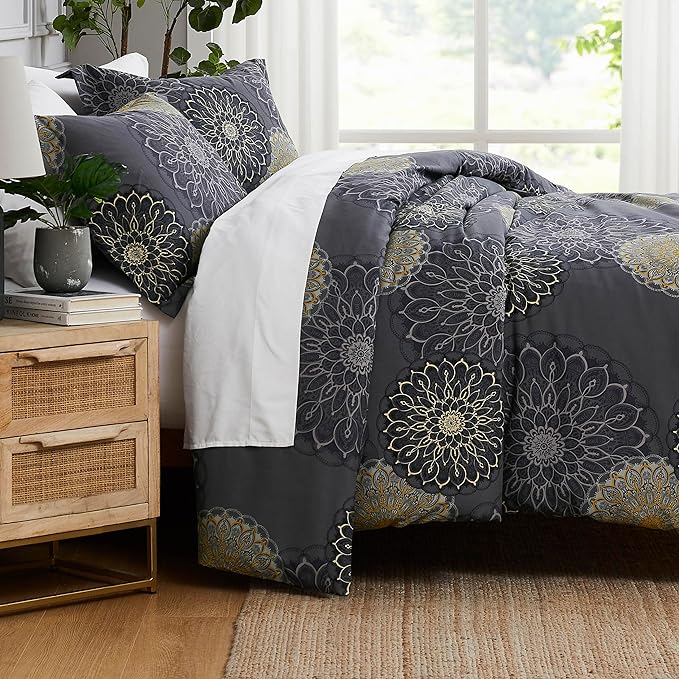 Southshore Fine Living, Inc. Oversized Full/Queen Comforter Bedding Set, Down Alternative Boho Bedspread, Paisley Floral Comforter, Full Size/Queen with 2 Matching Shams, Midnight Floral Black - LeafyLoom