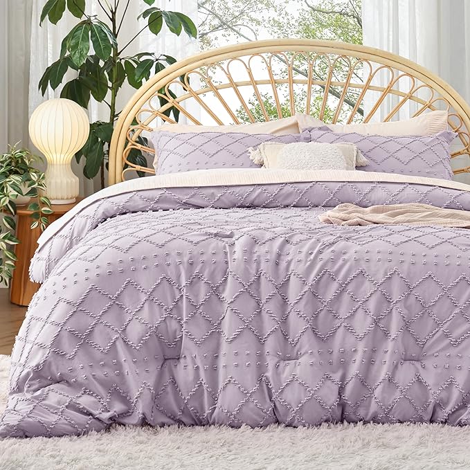 Bedsure King Size Comforter Set - Lavender Boho Comforter, Tufted Shabby Chic Bedding Comforter Set, 3 Pieces Vintage Farmhouse Bed Set for All Seasons, Fluffy Soft Bedding Set with 2 Pillow Shams - LeafyLoom