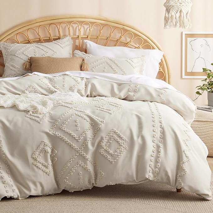 Bedsure Boho Comforter Set Queen - Beige Tufted Bedding Comforter Set, 3 Pieces Farmhouse Shabby Chic Embroidery Bedding Set, Soft Geometric Pattern Comforter for All Seasons - LeafyLoom