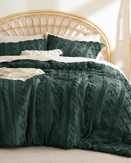 Bedsure Tufted Boho Comforter Set Queen - Dark Emerald Green Boho Bedding Comforter Set, 3 Pieces Farmhouse Shabby Chic Embroidery Bed Set, Soft Jacquard Comforter for All Seasons - LeafyLoom