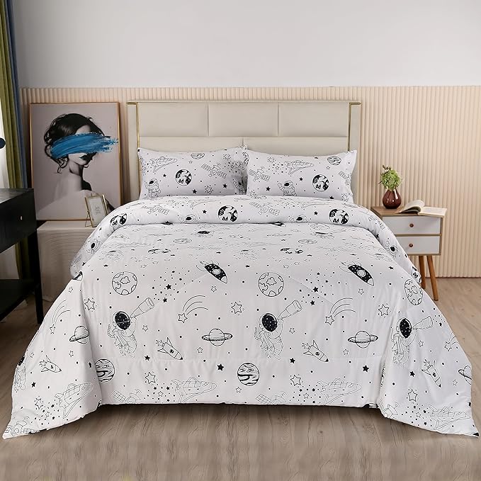 MAG 3Pcs Out Space Bedding Comforter Set, White Galaxy Comforter Set,for Toddlers Kids,Boys Teens and Girls,Super Soft Microfiber (1 Comforter + 2 Pillowcases) (Space, Queen) - LeafyLoom