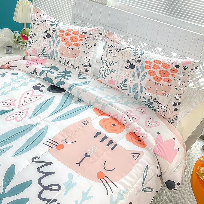 CVHOUSE Cat Bedding,Cartoon Cat Comforter King,Animals Print Comforter Set for Kids,Kawaii Quilt Set with 1 Comforter and 2 Pillow Cases - LeafyLoom
