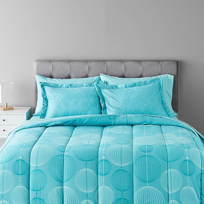 Amazon Basics Lightweight Microfiber Bed-in-a-Bag Comforter 7-Piece Bedding Set, Full/Queen, Industrial Teal, Geometric - LeafyLoom