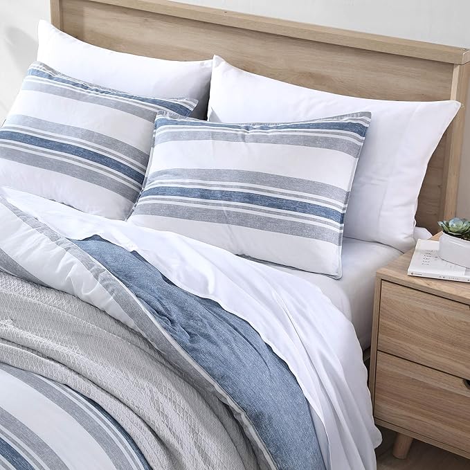 Nautica - Queen Comforter Set, Cotton Bedding for All Seasons, includes Matching Shams (Bay Shore Navy, Queen) - LeafyLoom