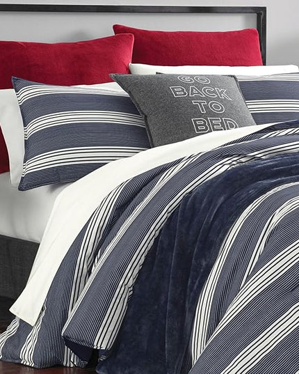 Nautica Comforter Set Reversible Bedding with Matching Sham, Stylish Home Decor, King, Craver Navy/White - LeafyLoom