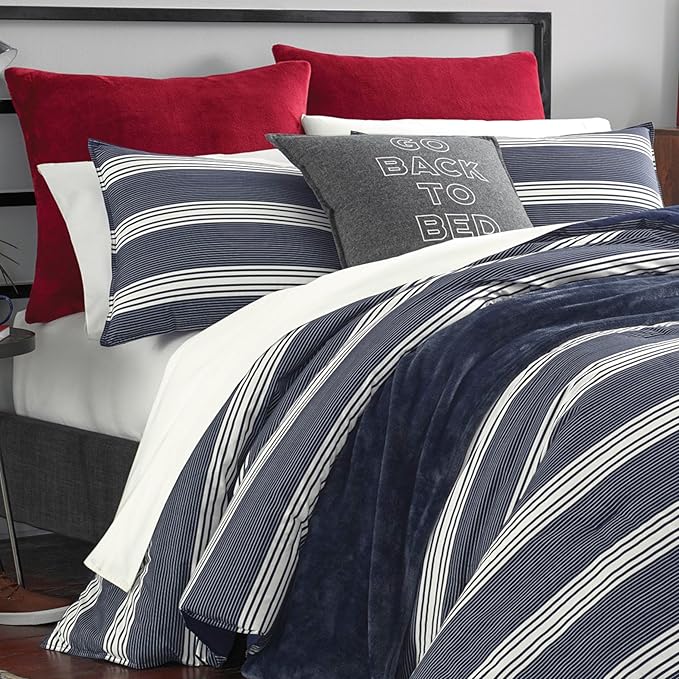 Nautica Comforter Set Reversible Bedding with Matching Sham, Stylish Home Decor, King, Craver Navy/White - LeafyLoom