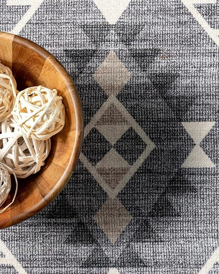 nuLOOM Evalyn Southwestern Machine Washable Ultra Thin Area Rug, 5' x 8', Grey - LeafyLoom