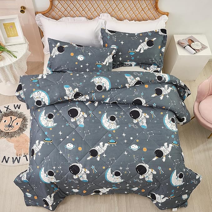 JSD Grey Astronaut Kids Comforter Set for Boys Toddler, 3 Pieces Full Microfiber Comforter with Pillow Sham, Soft Comfortable Machine Washable - LeafyLoom
