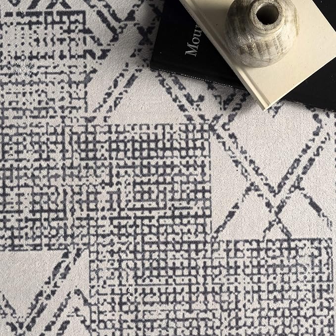 nuLOOM Mia Machine Washable Geometric Medallion Ultra Thin Area Rug, 6' Square, Light Grey - LeafyLoom