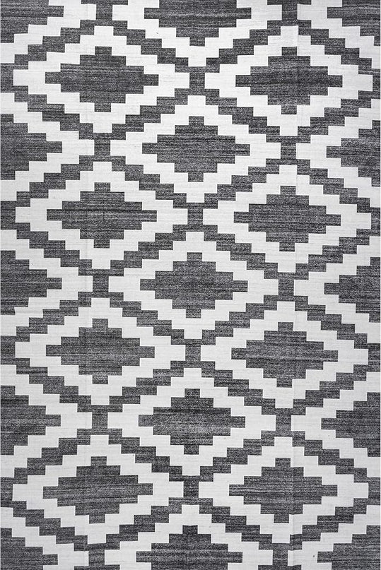 nuLOOM Tamera Modern Diamonds Machine Washable Ultra Thin Area Rug, 5' x 8', Grey - LeafyLoom