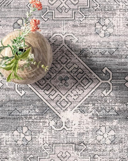 nuLOOM Medallion Bordered Machine Washable Ultra Thin Accent Rug, 3' x 5', Beige - LeafyLoom