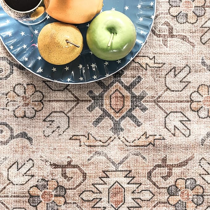nuLOOM Gwyn Distressed Machine Washable Ultra Thin Runner Rug, 2' 6" x 8', Beige - LeafyLoom