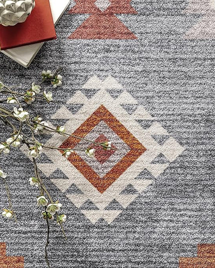 nuLOOM Jayde Machine Washable Southwestern Diamond Ultra Thin Area Rug, 4' x 6', Grey - LeafyLoom