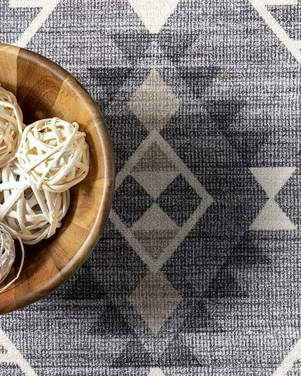 nuLOOM Evalyn Southwestern Machine Washable Ultra Thin Area Rug, 5' x 8', Grey - LeafyLoom