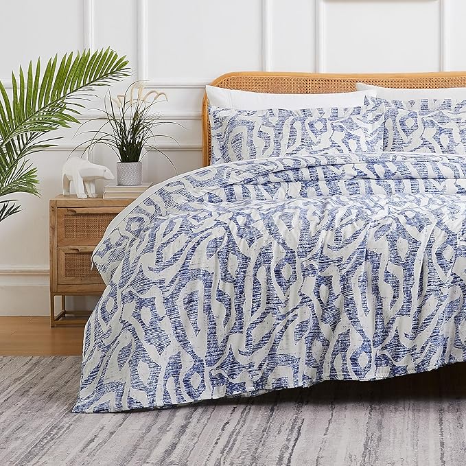 Southshore Fine Living, Inc. Oversized King Comforter Bedding Set, Down Alternative filling, modern Abstract bedding set, King/Cal King Comforter & Matching Shams, Blue Khari - LeafyLoom