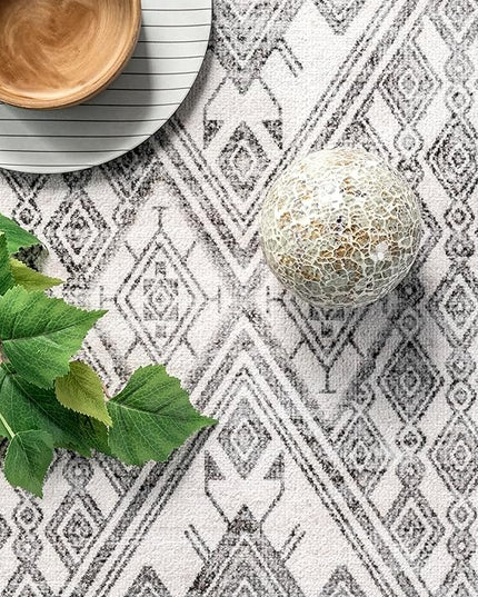nuLOOM Hettie Transitional Tribal Machine Washable Ultra Thin Area Rug, 6' x 9', Light Grey - LeafyLoom