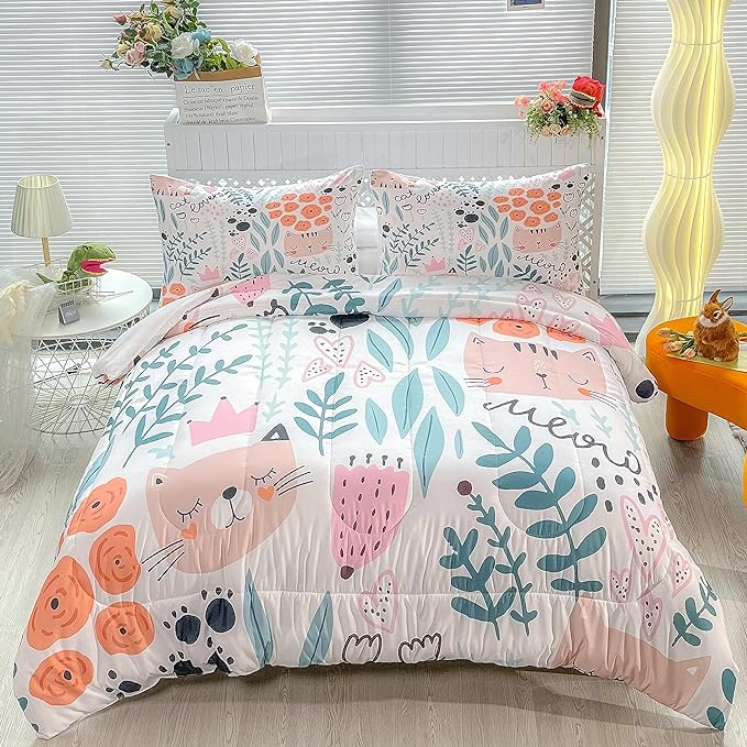 CVHOUSE Cat Bedding,Cartoon Cat Comforter King,Animals Print Comforter Set for Kids,Kawaii Quilt Set with 1 Comforter and 2 Pillow Cases - LeafyLoom