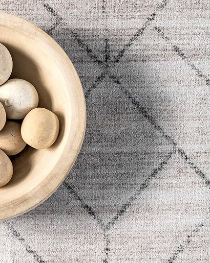 nuLOOM Regan Modern Geometric Machine Washable Ultra Thin Area Rug, 3' x 5', Light Grey - LeafyLoom