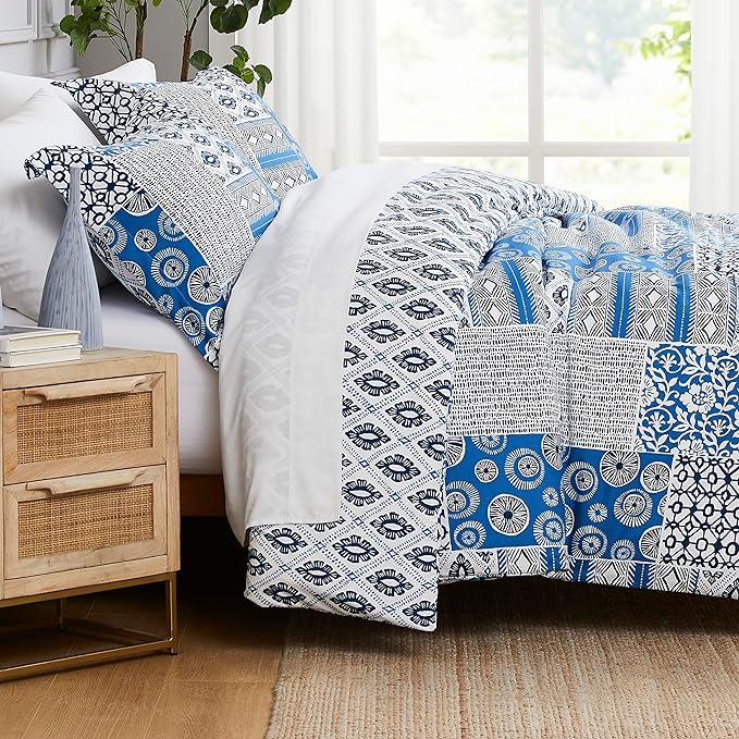 Southshore Fine Living, Inc. Twin Size Comforter Set with Pillow Sham, Reversible Global Patchwork Quilt is 2 Colors in 1 - Alternative Down Comforter Twin/Twin XL, Soft Microfiber, Blue & White - LeafyLoom