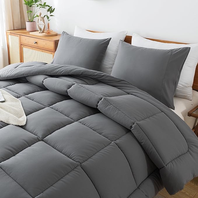 Grey Comforter Set, King Lightweight All Season Soft Down Alternative Bed Comforter, 3 Pieces Bedding Set（King Size，102"x90"） - LeafyLoom