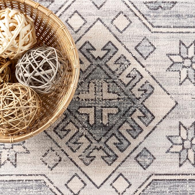 nuLOOM 4x6 Machine Washable Rain Haven Vintage Medallion Area Rug, Grey, Traditional Faded Design, Non-Slip Backing, Stain Resistant, For Bedroom, Dining Room, Living Room, Kitchen - LeafyLoom